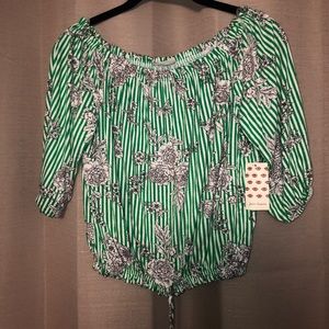 Green flower top
